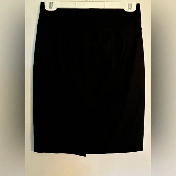 iZ Byer Womens Black Pencil Skirt Kick Slit Size Medium Rayon/nylon/spandex - Picture 5 of 8